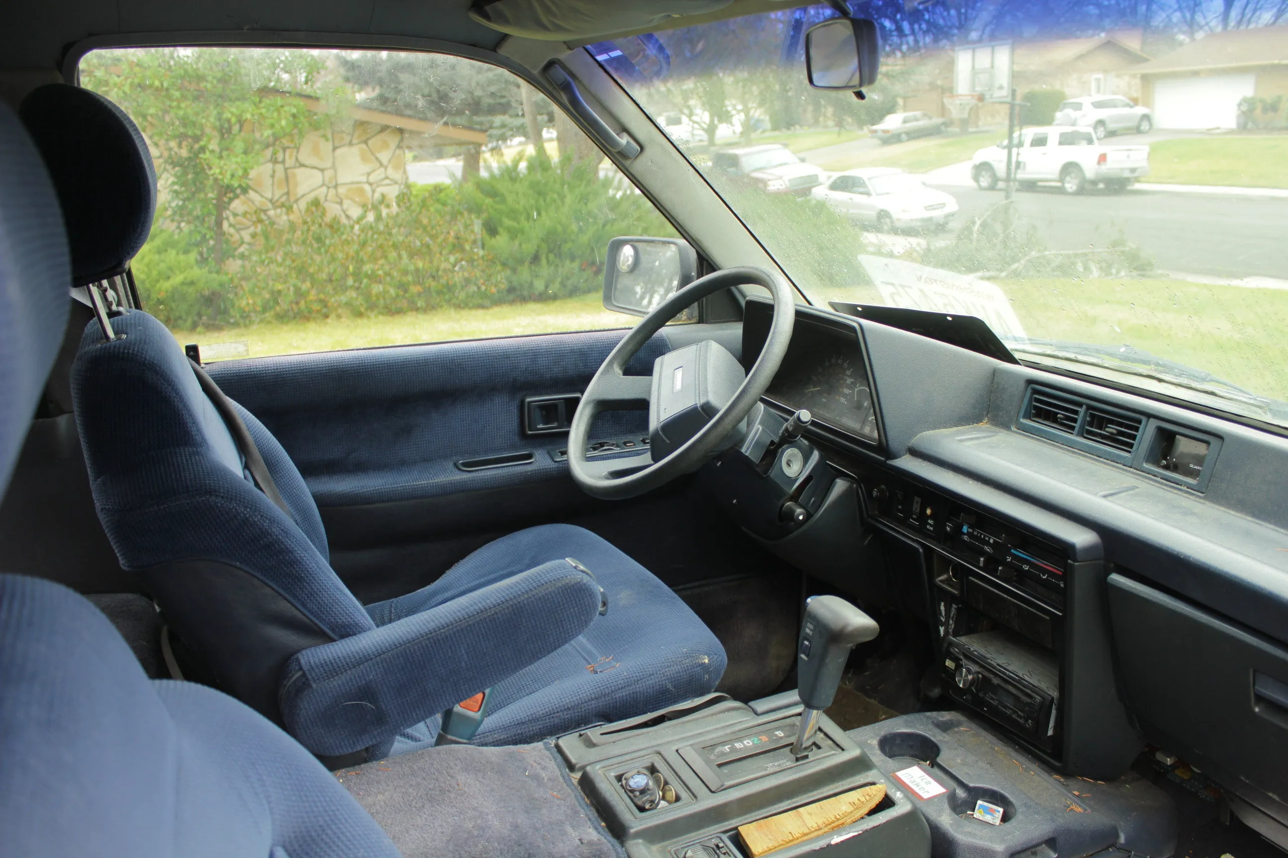 1989 Toyota Van Wagon - Vintage Camper Space Cruiser - Original Dual Sunroofs