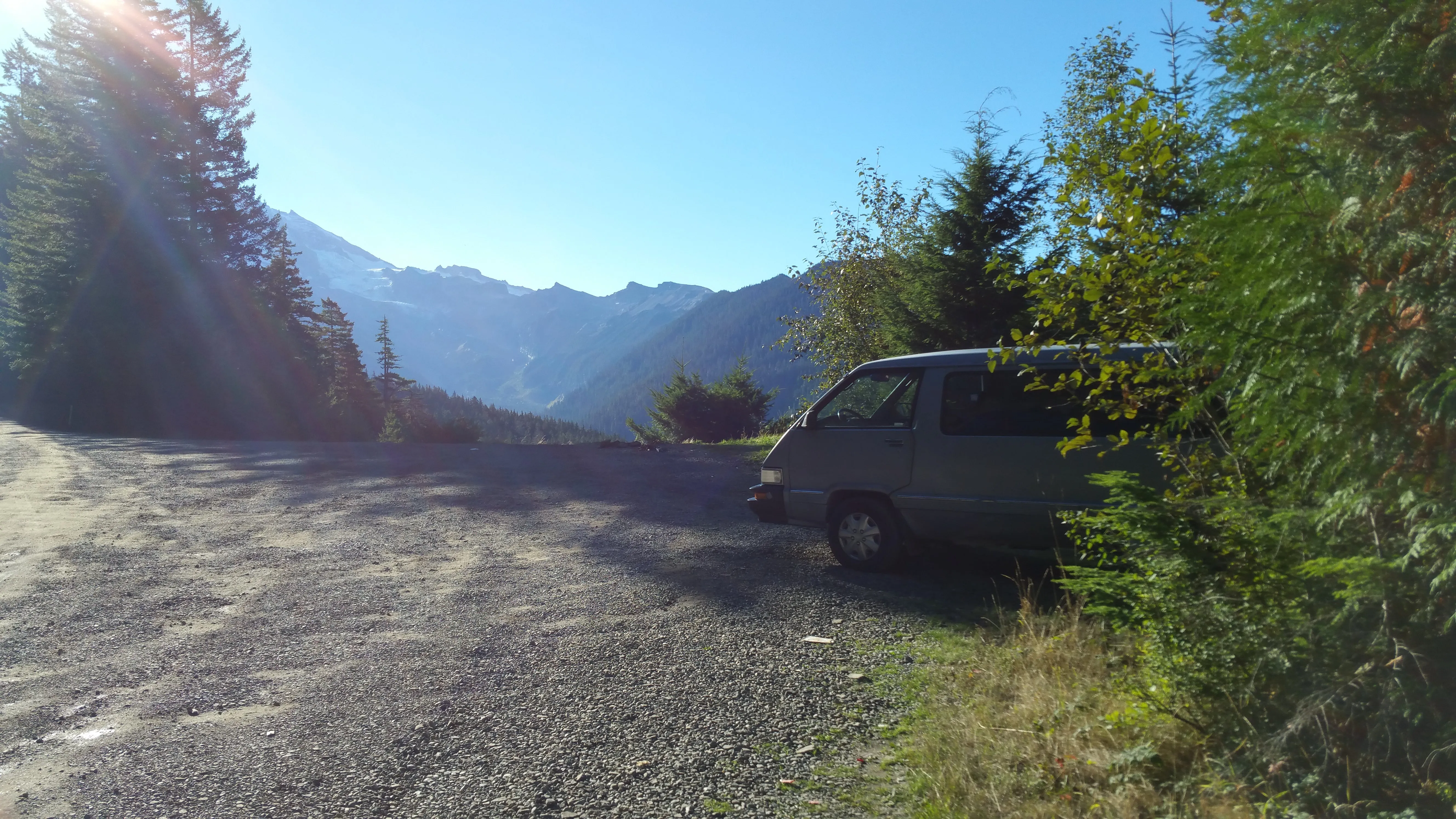 1989 Toyota Van Wagon - Vintage Camper Space Cruiser - Original Dual Sunroofs