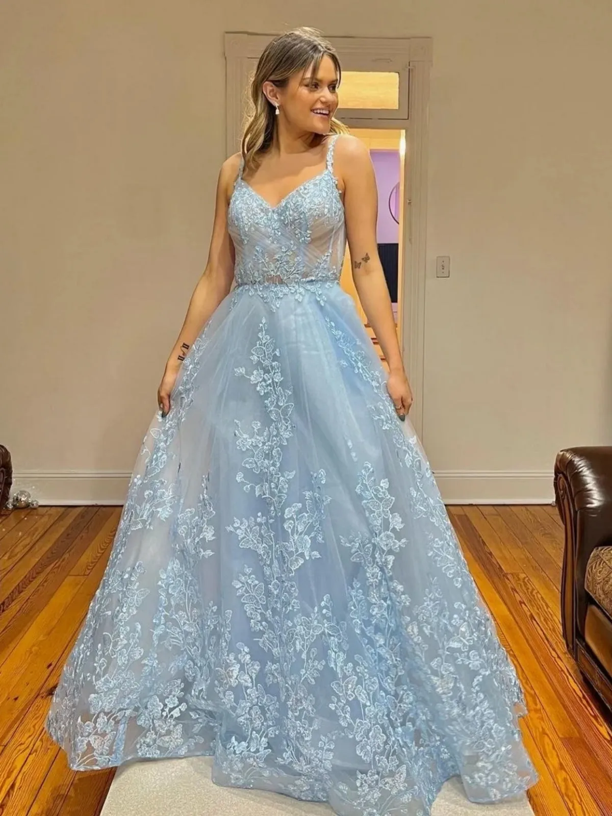 A Line V Neck Light Blue Lace Long Prom Dresses, Light Blue Floral Formal Graduation Evening Dresses SP2633