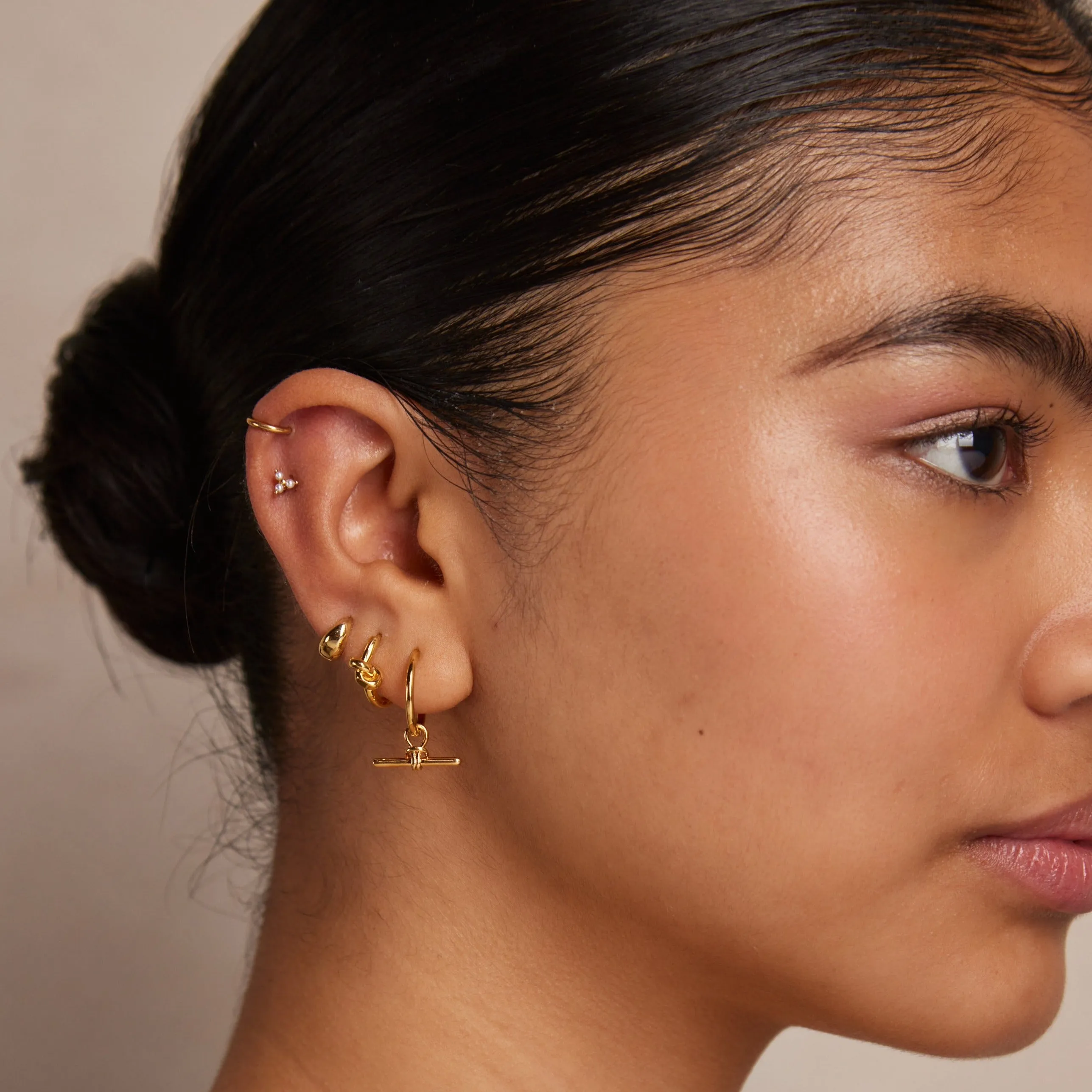 Dainty T-Bar Knot Hoop Earrings - Gold