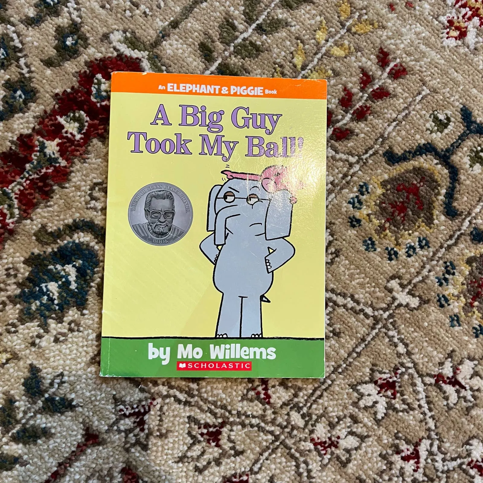 Mo Willems Elephant & Piggie Book A Big Guy Took My Ball!